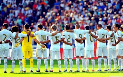 亿德电竞热评-伊尔迪丝·森拉尔点球被扑补射进