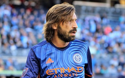 亿德电竞讨论-佩佩招牌庆祝动作解析